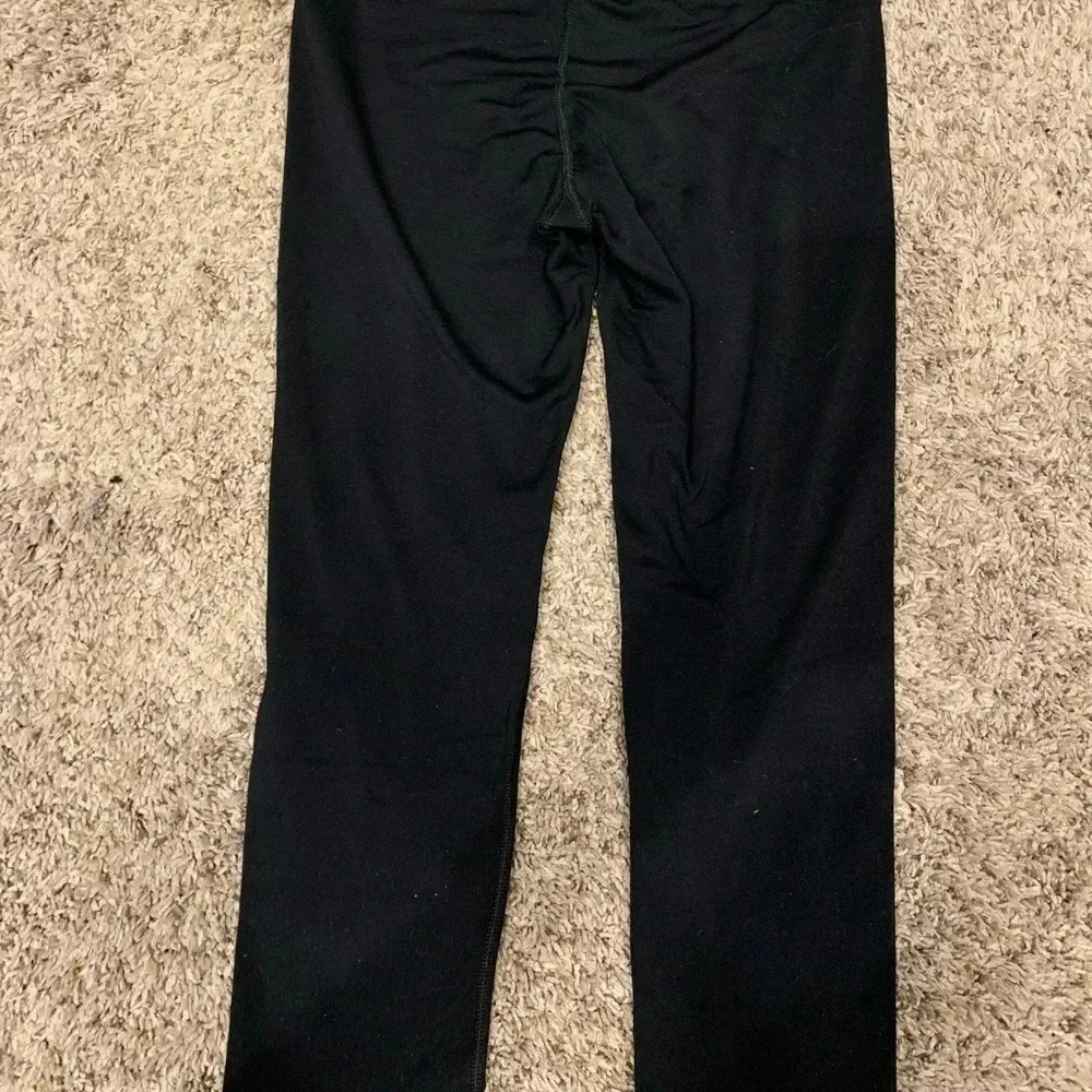 90 Degree Black crop leggings - Picture 4 of 5